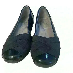 Lifestride Soft System Black Patent Leather Flats Sz 6 EU 36 Daisie EUC